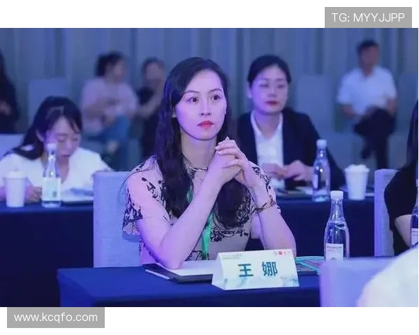 王娜专访：从青涩少女到羽毛球冠军的成长之路与心路历程